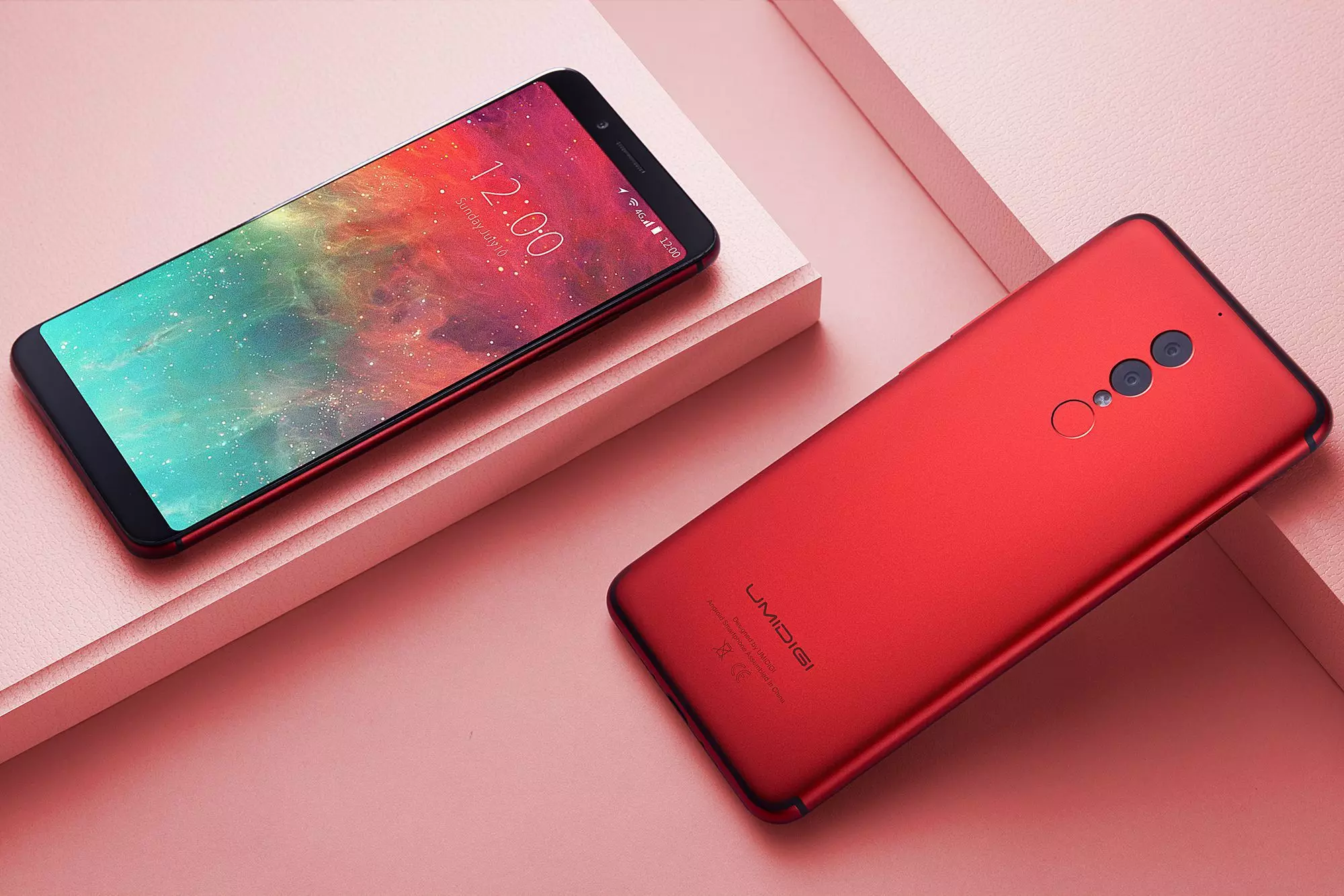Новейший телефон Umidigi S2 в корпусе красного цвета