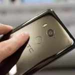 Смартфон HTC U11+ улучшает успешную формулу U11