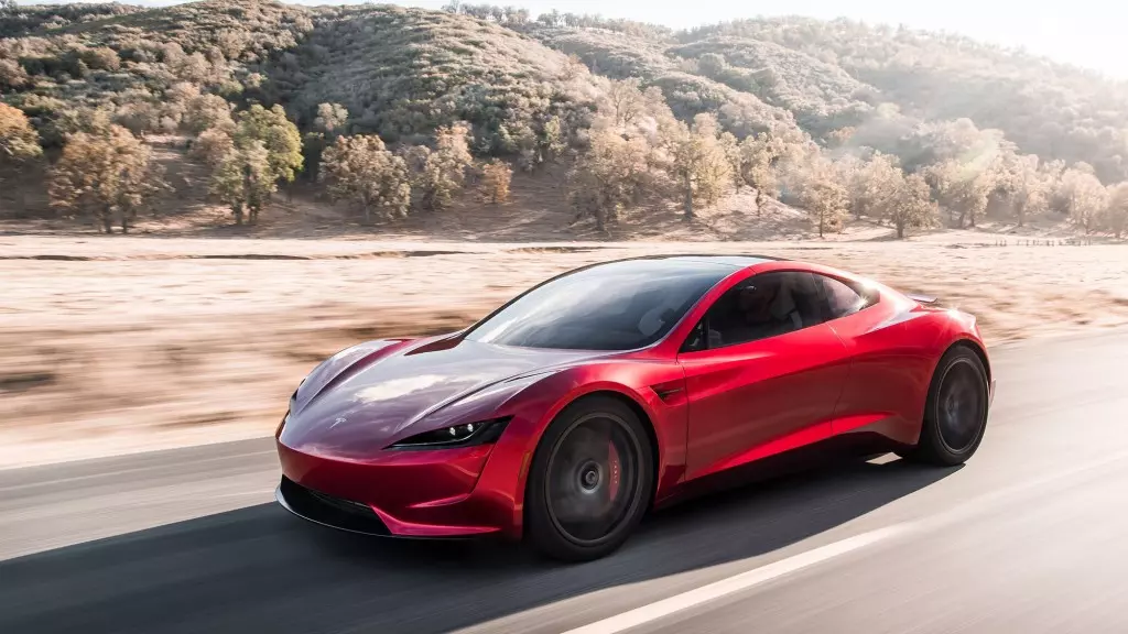 Новый Tesla Roadster: правда или преувеличение?