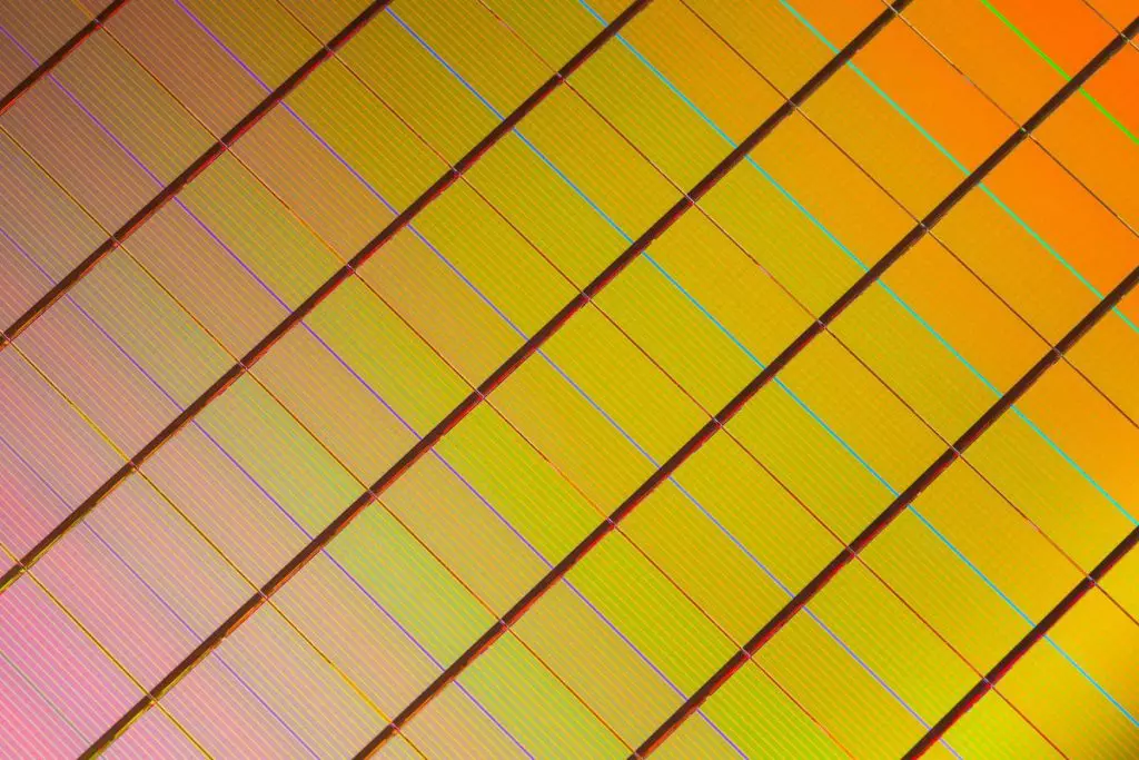 Intel: процессоры с аппаратной защитой от Spectre и Meltdown появятся в 2018 г.